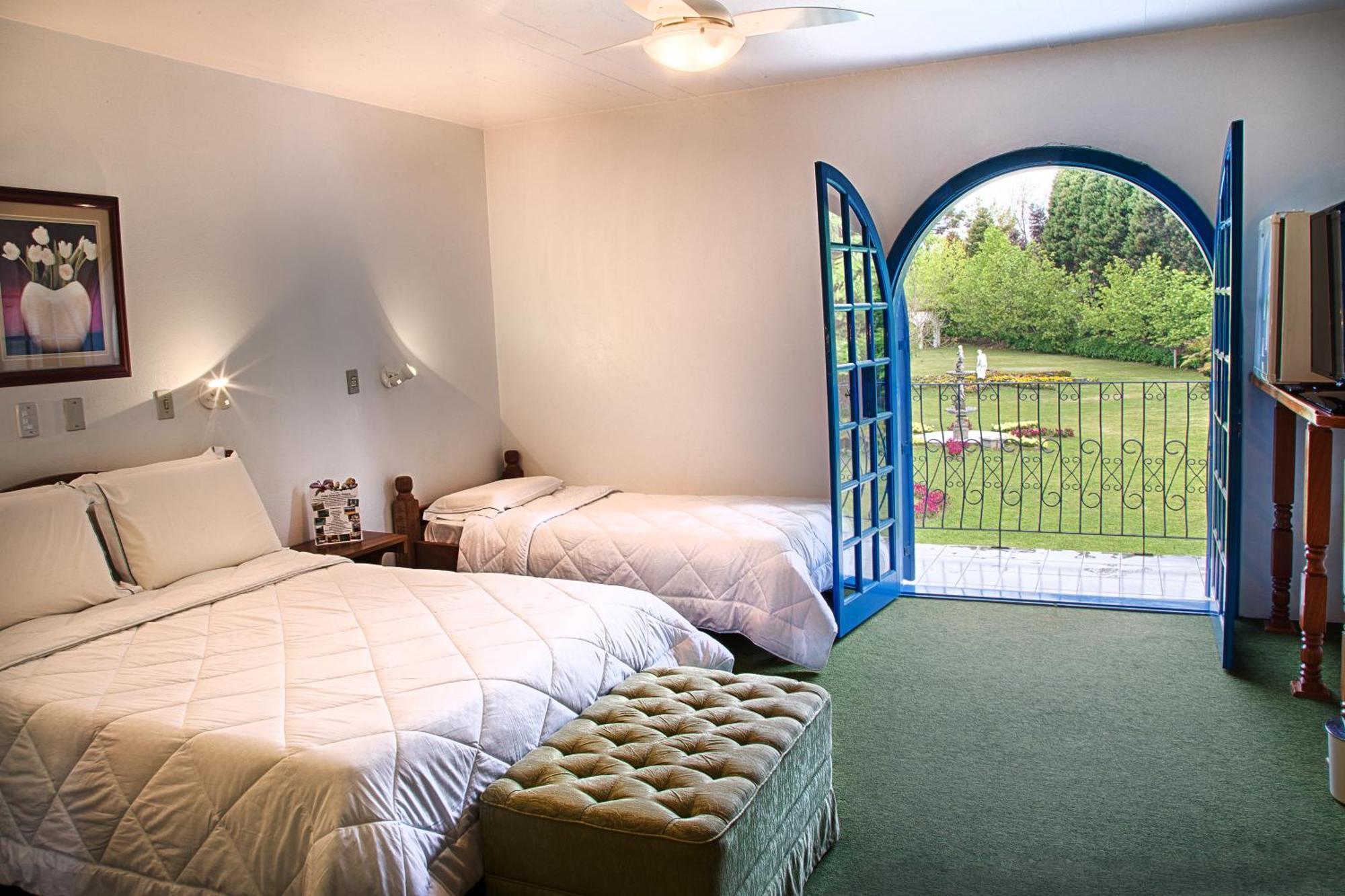 Deluxe Quadruple Room